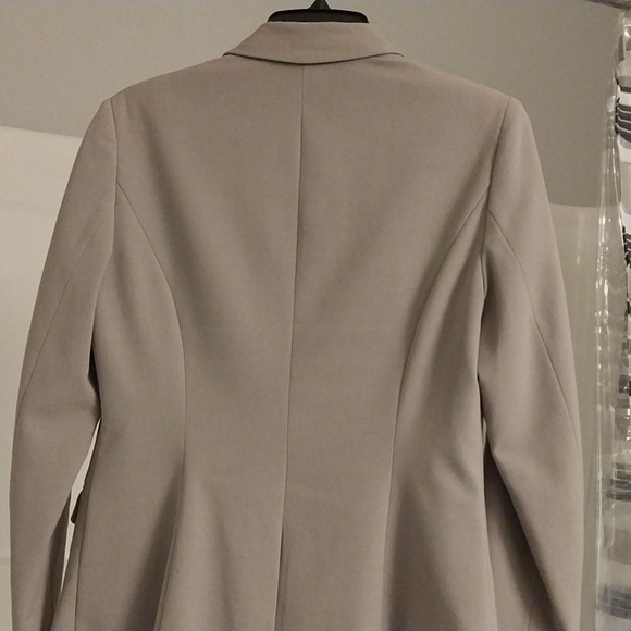 INC Petite Blazer 6P Taupe - Picture 3 of 3